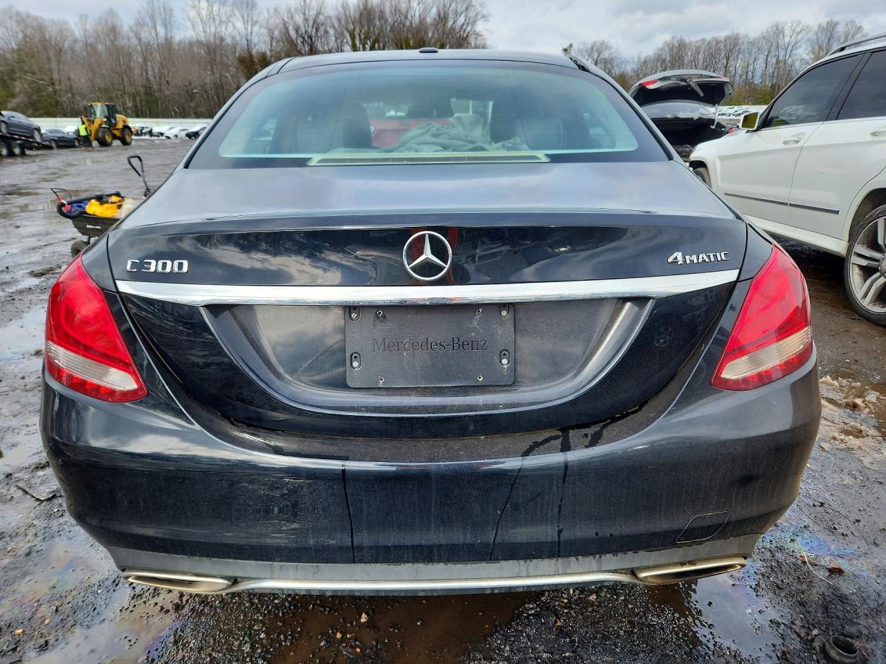 2016 Mercedes-Benz C 300 4Matic - Image 6