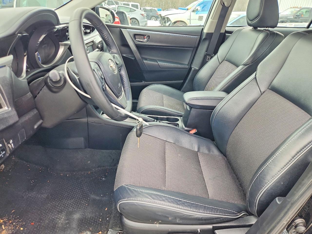 2015 Toyota Corolla S Plus - Фото 7