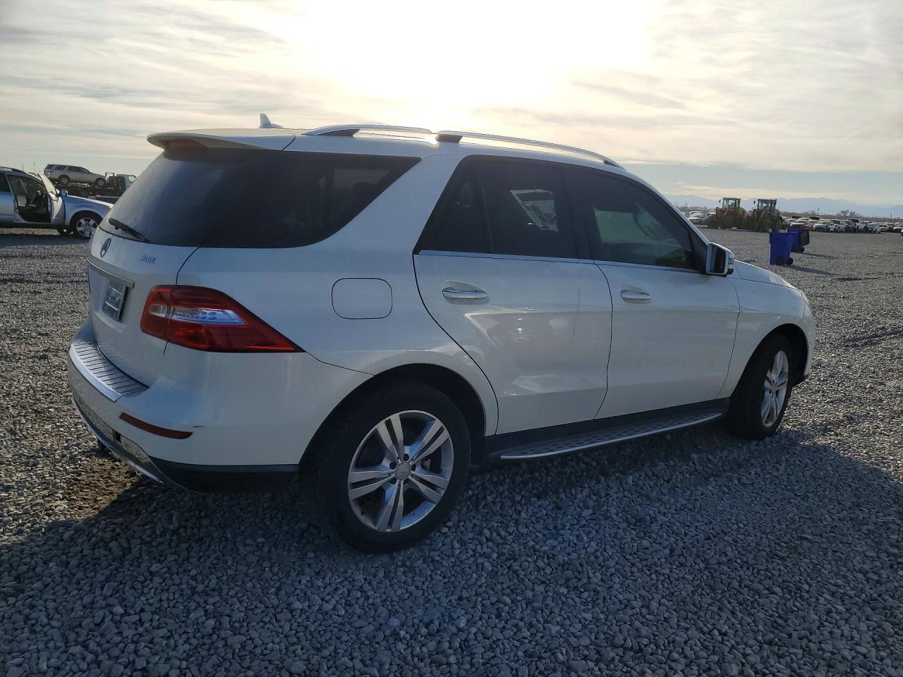 2014 Mercedes-Benz Ml 350 Bluetec - Фото 3