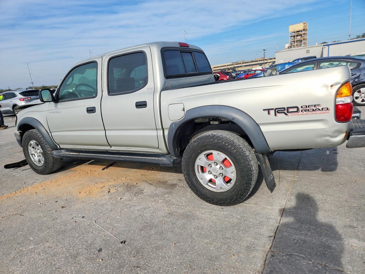 2004 Toyota Tacoma Double Cab - Image 2