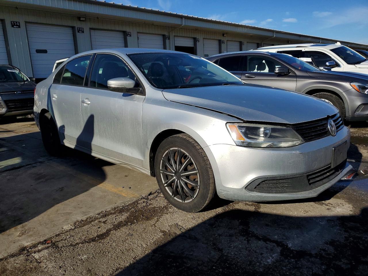 2014 Volkswagen Jetta Se - Image 4