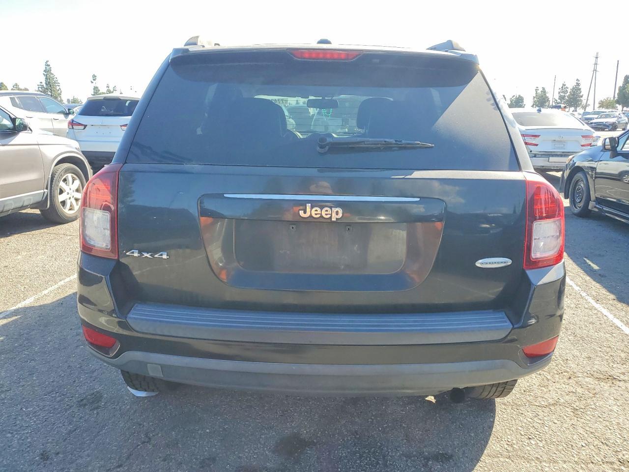 2017 Jeep Compass - Фото 6