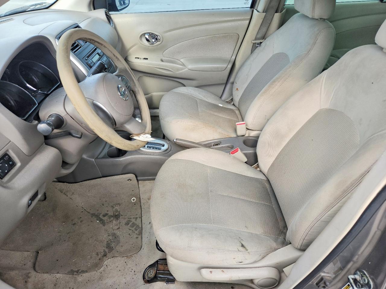 2014 Nissan Versa S - Фото 7