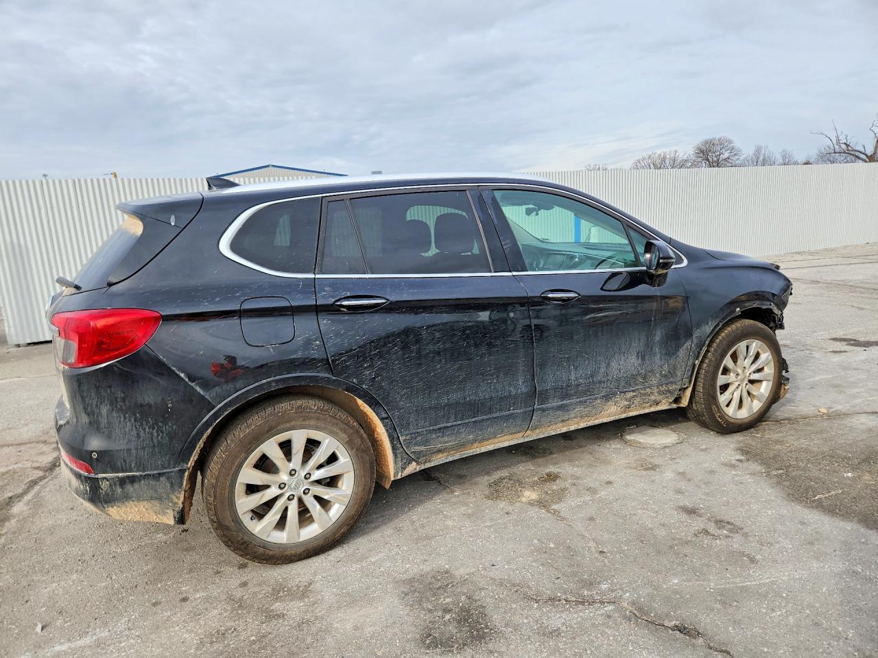 2017 Buick Envision Essence - Image 3