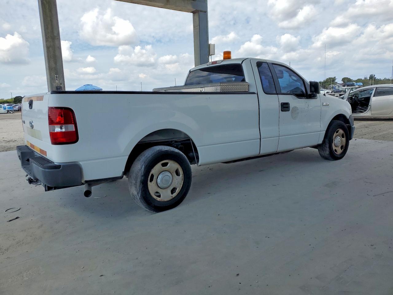 2008 Ford F150 - Image 3