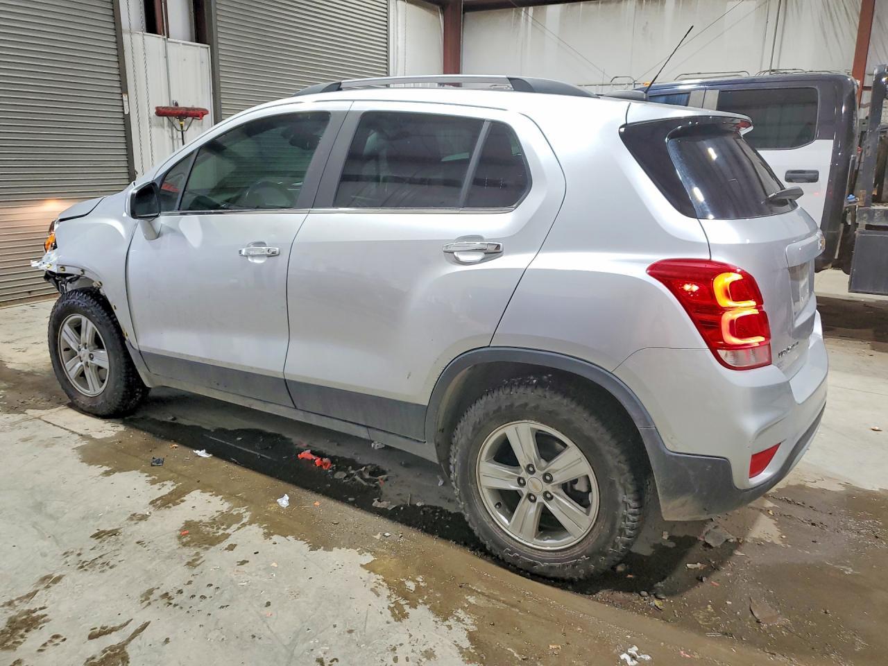 2019 Chevrolet Trax 1Lt - Фото 2