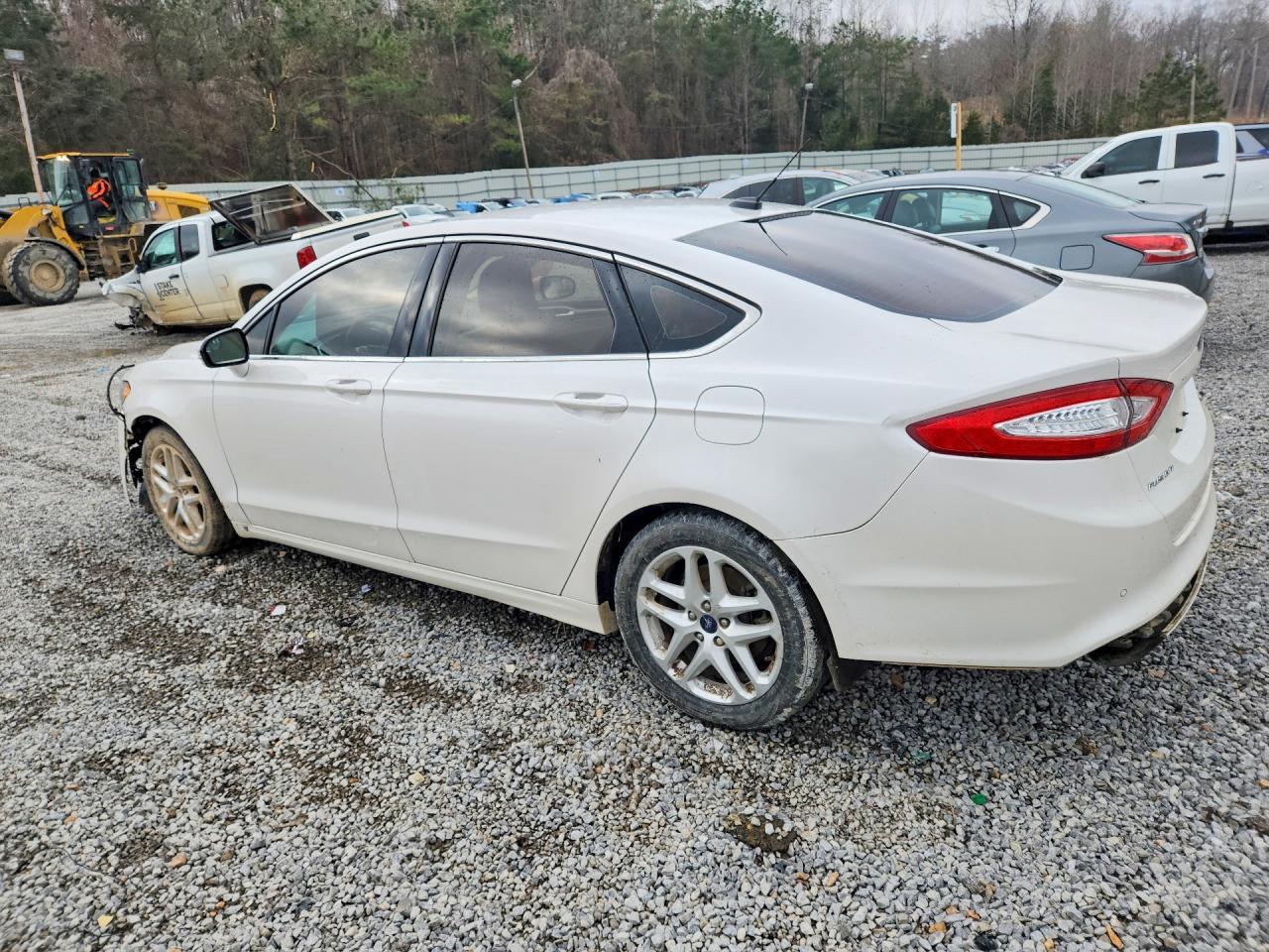 2015 Ford Fusion Se - Image 2