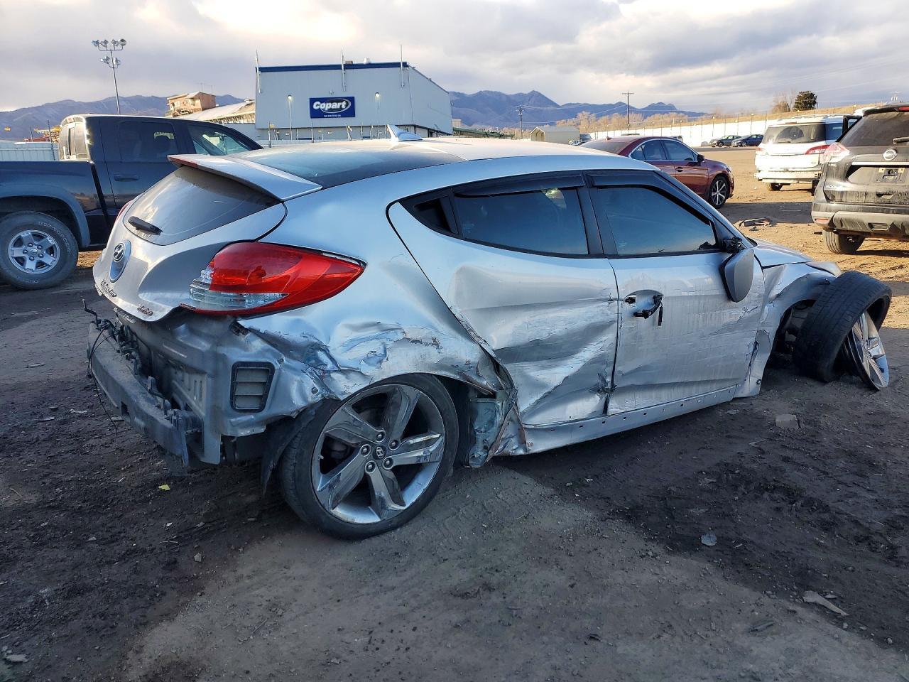 2013 Hyundai Veloster - Фото 3
