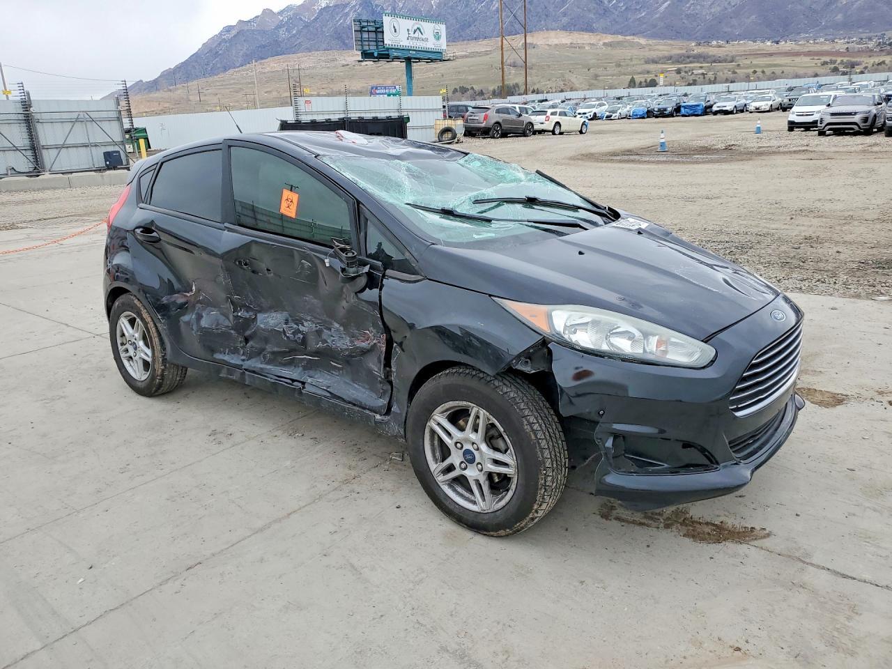 2019 Ford Fiesta Se - Image 4