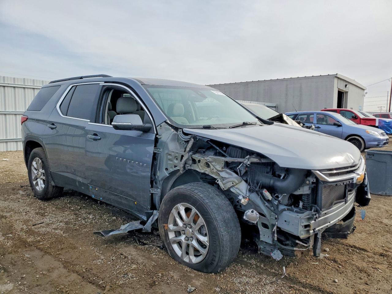 2021 Chevrolet Traverse Lt - Фото 4