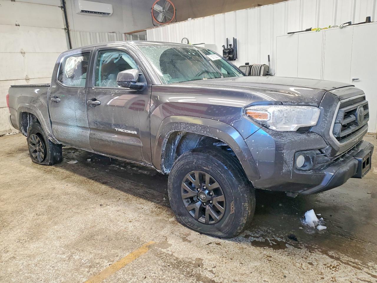 2023 Toyota Tacoma Double Cab - Фото 4