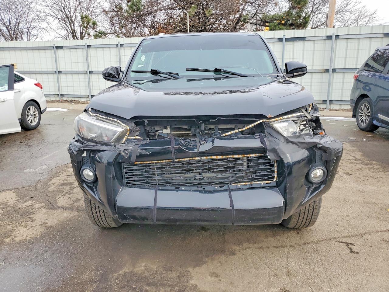 2018 Toyota 4Runner Sr5/Sr5 Premium - Image 5