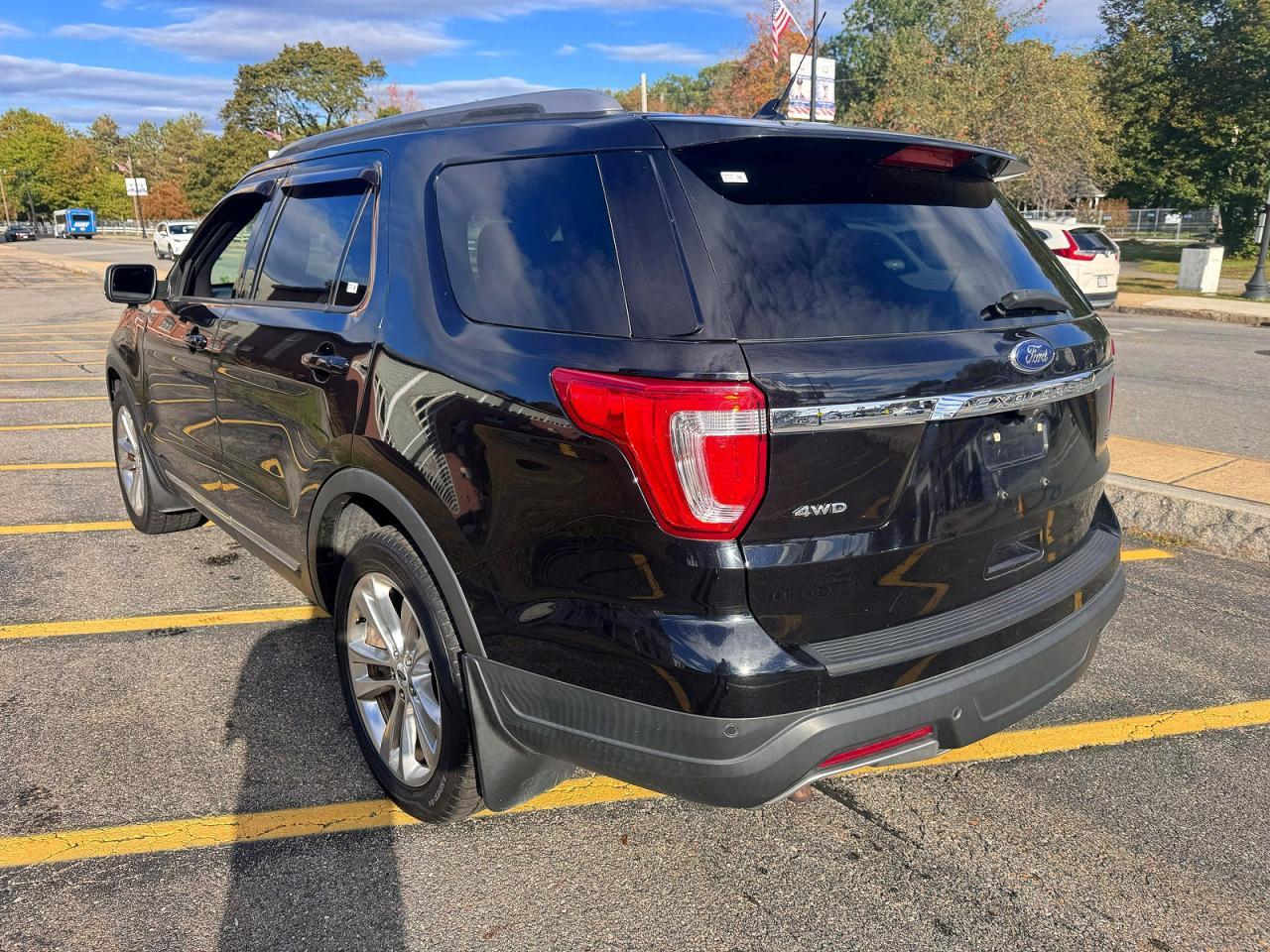 2019 Ford Explorer Xlt - Image 4