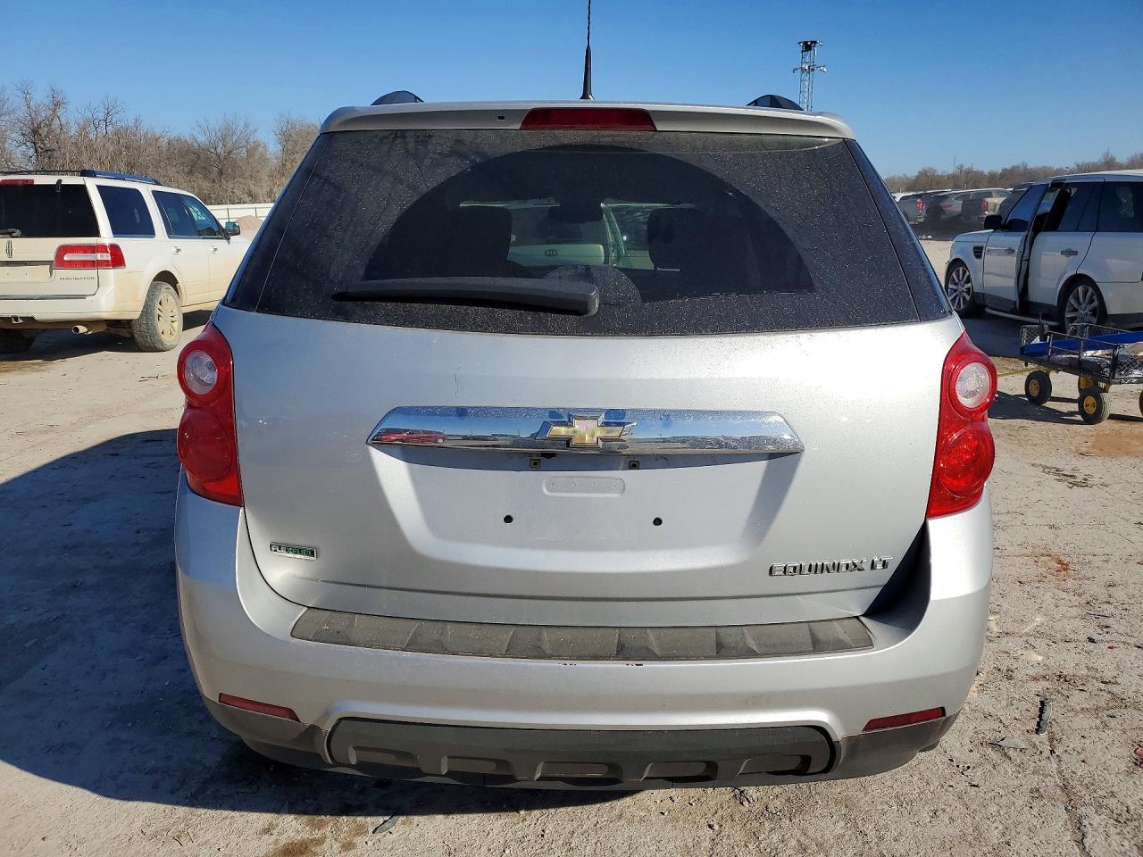 2012 Chevrolet Equinox - Image 6