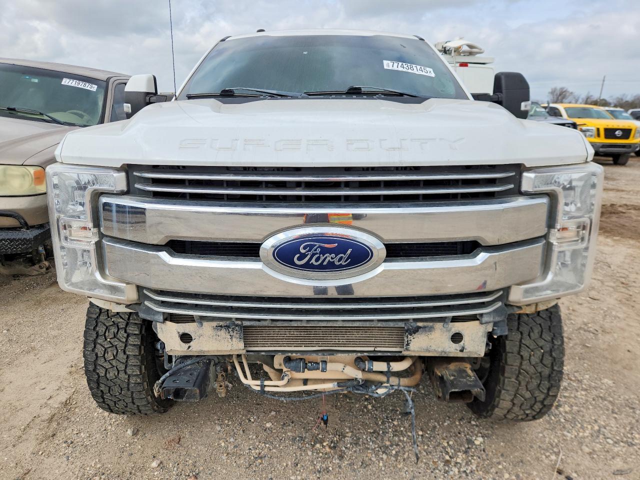 2018 Ford F350 Srw Lariat 4Wd 6.7L V8 Tdsl - Фото 5