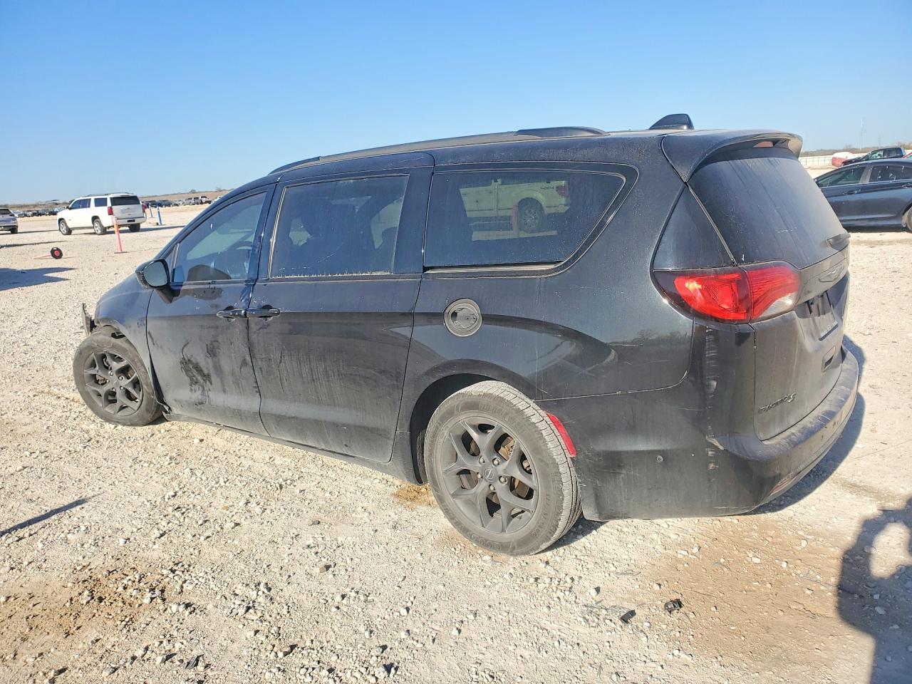 2020 Chrysler Pacifica Touring L Plus - Image 2