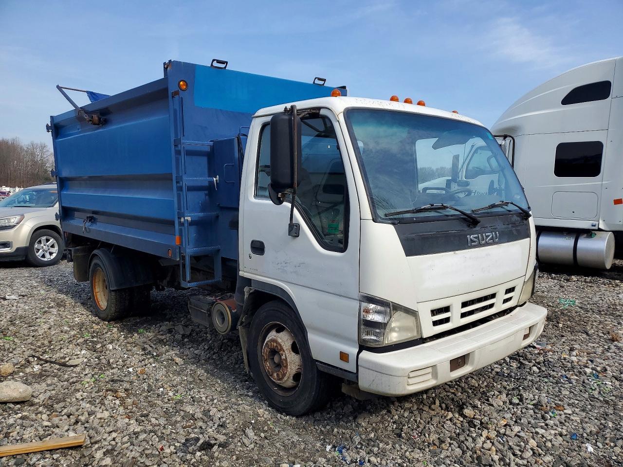 2007 Isuzu Npr Refuse Truck - Фото 4