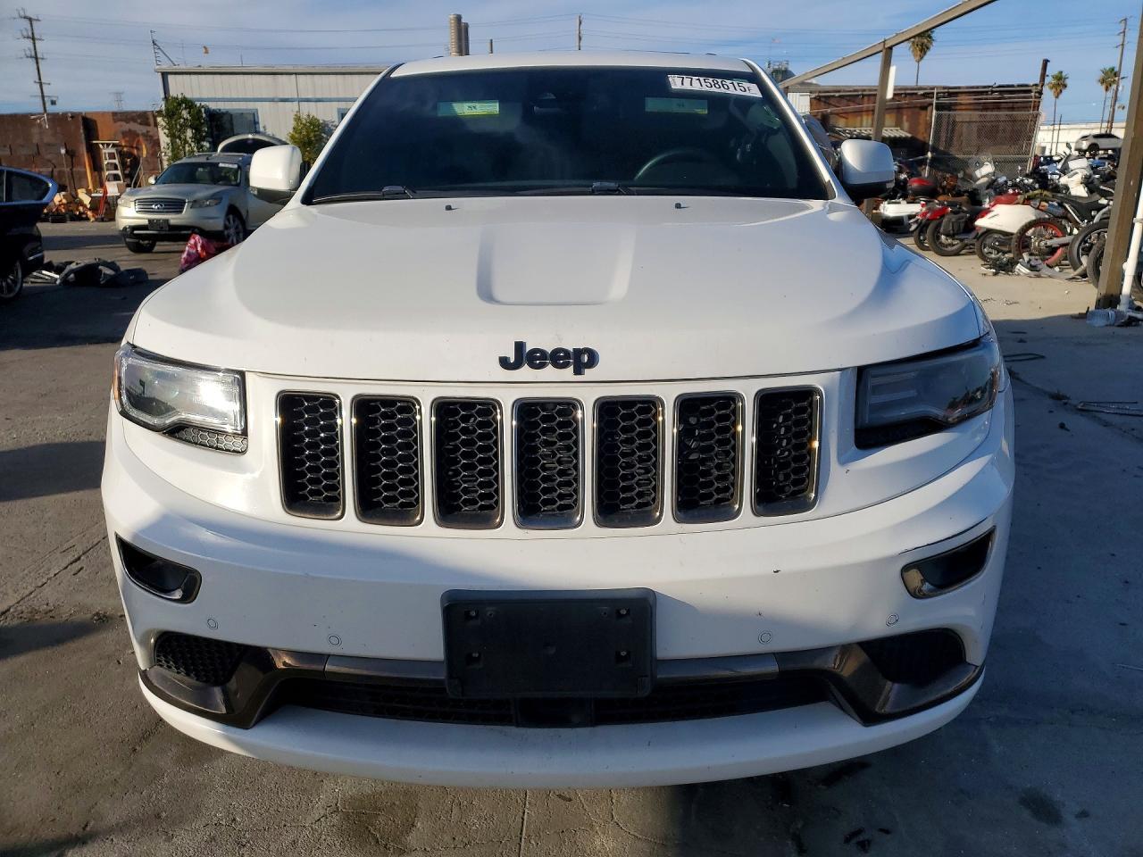 2016 Jeep Grand Cherokee Overland - Image 5
