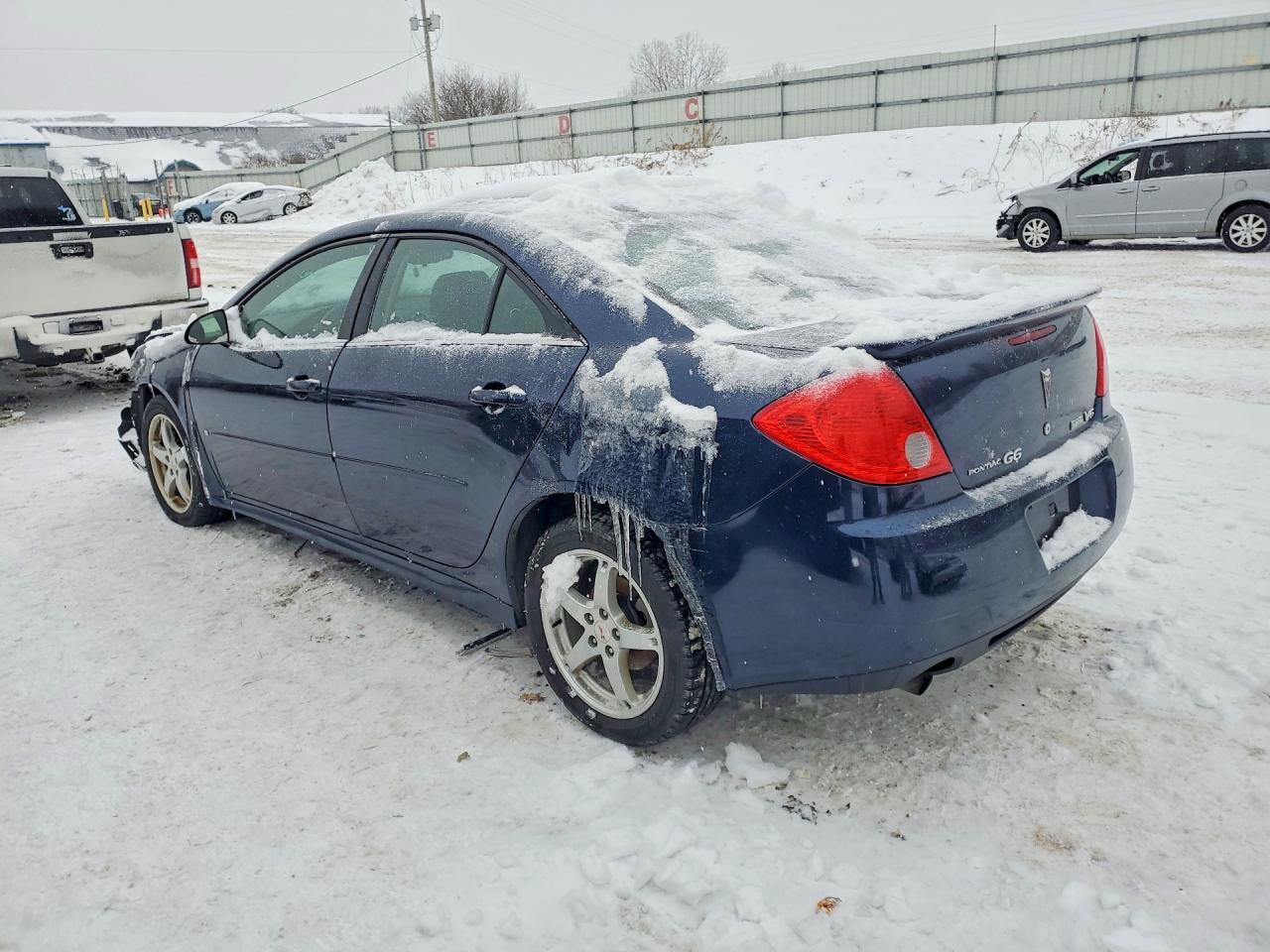 2009 Pontiac G6 - Фото 2