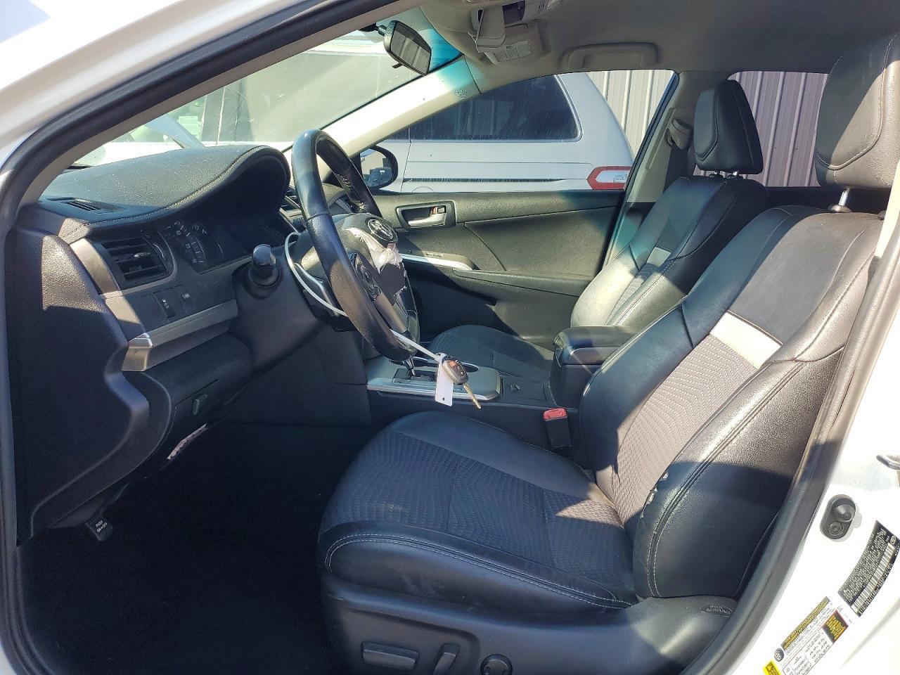 2014 Toyota Camry L - Фото 7