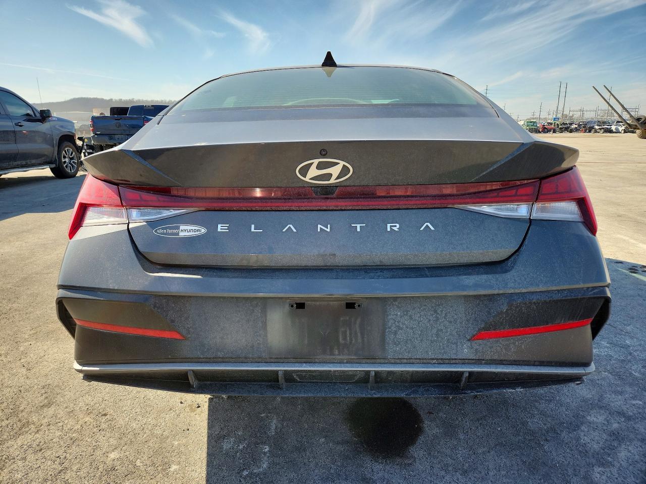 2024 Hyundai Elantra Sel - Image 6