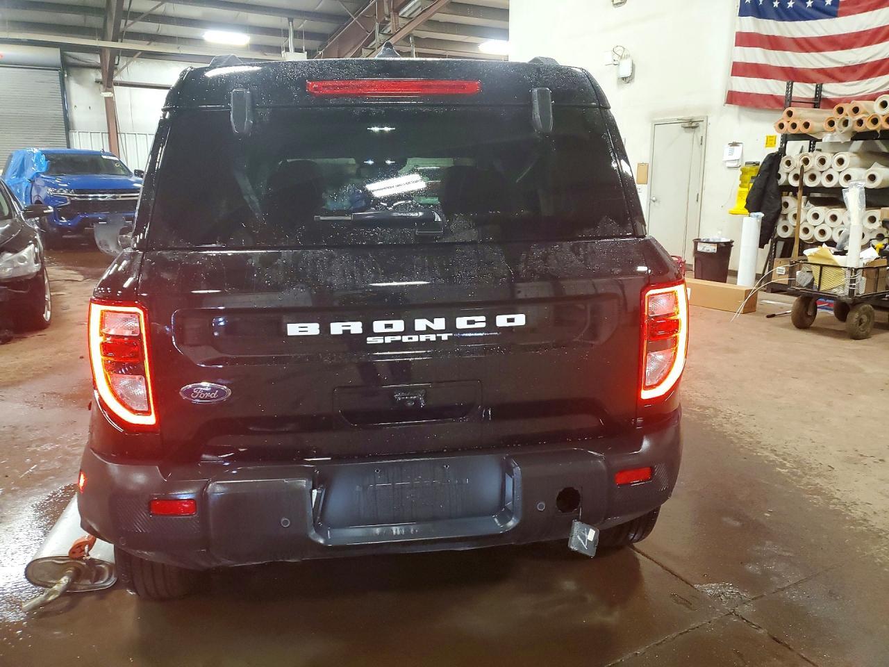 2025 Ford Bronco Sport Outer Banks - Фото 6