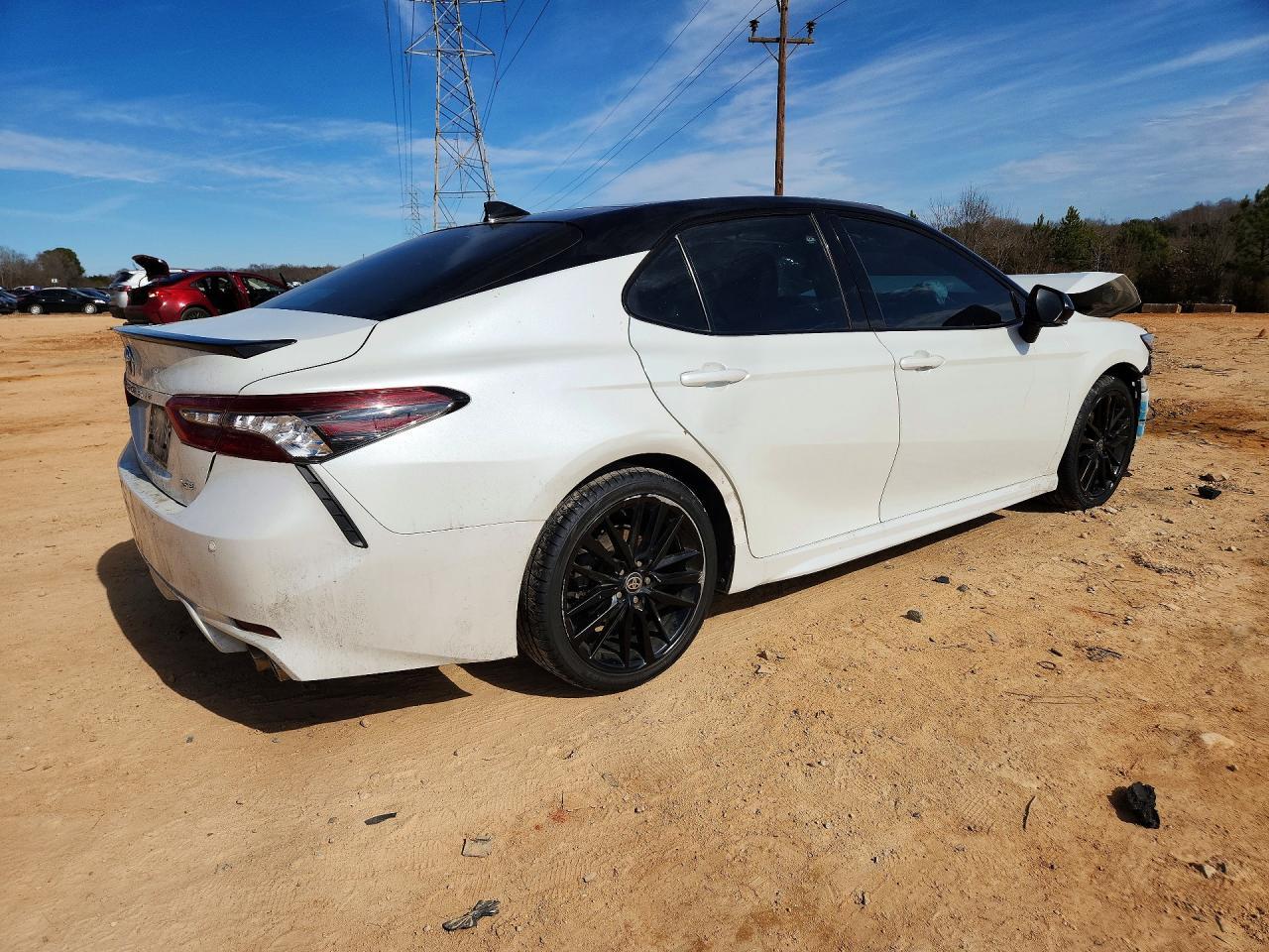 2023 Toyota Camry Xse - Фото 3