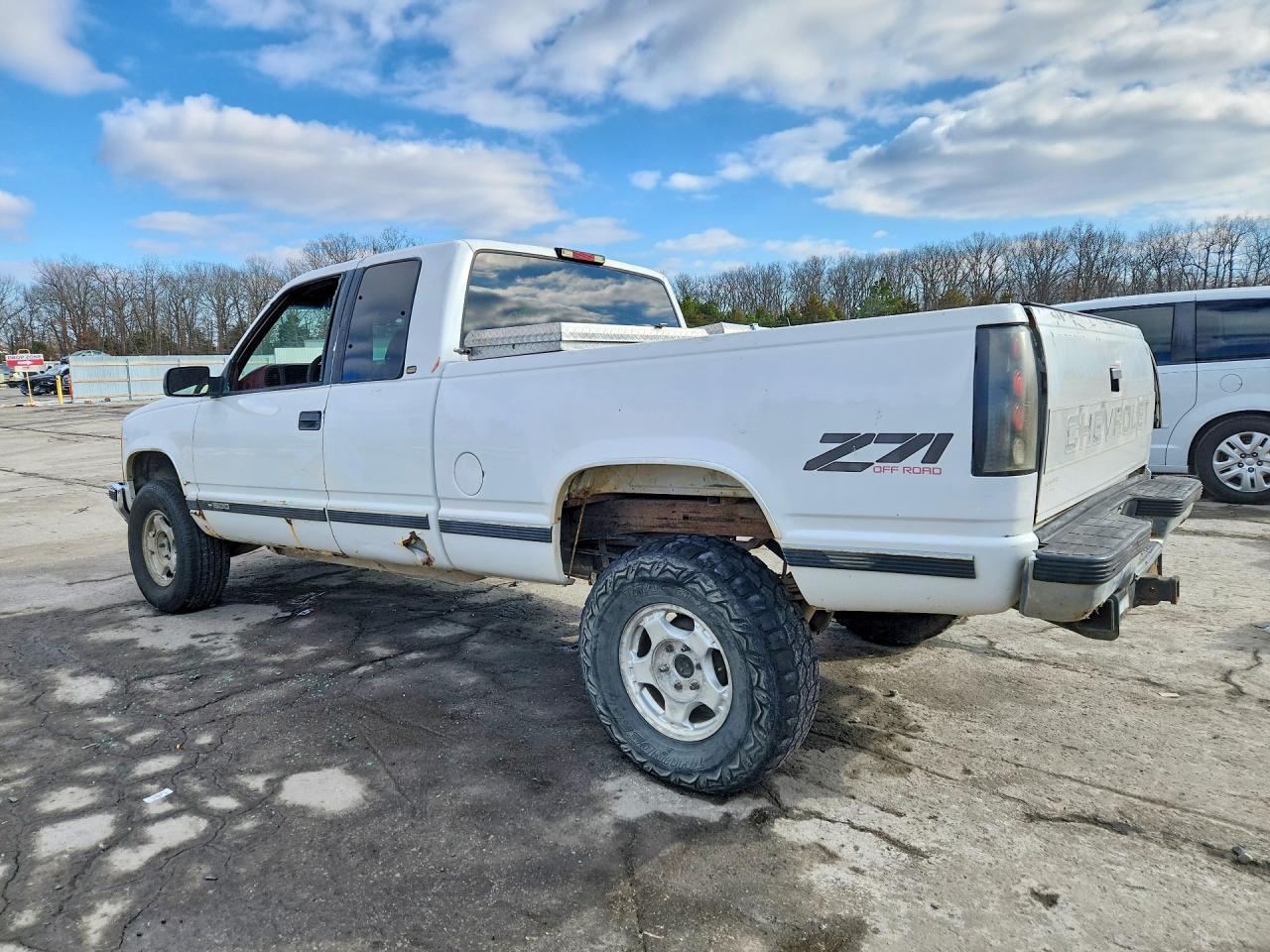 1997 Chevrolet Gmt-400 K1 - Image 2