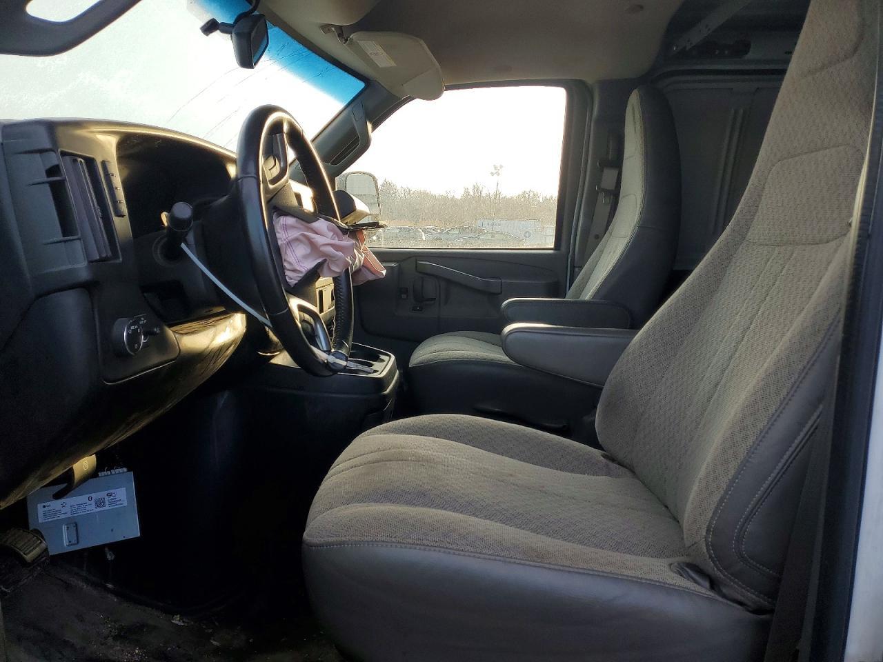 2019 Chevrolet Express G3500 - Фото 7