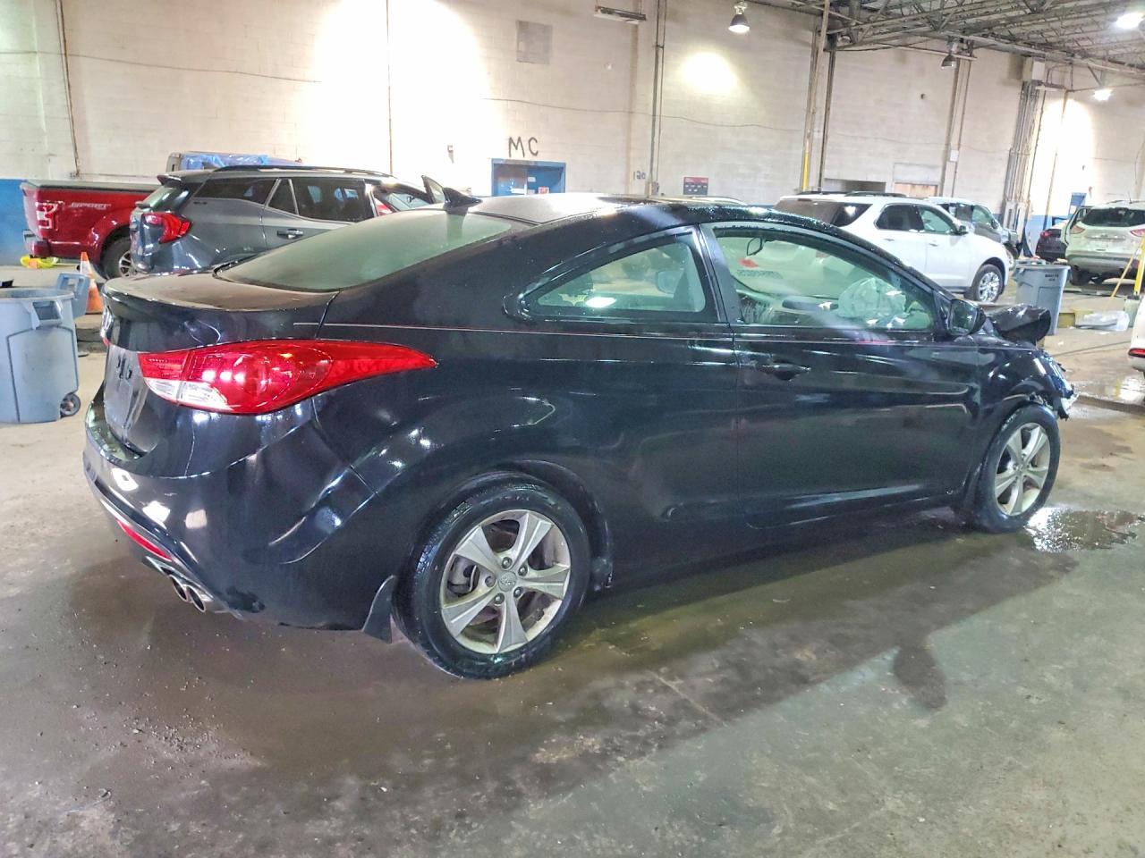 2013 Hyundai Elantra Coupe Gs - Image 3