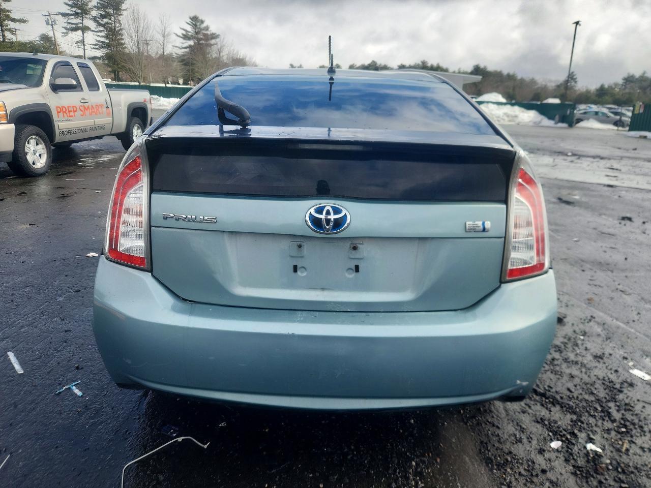 2013 Toyota Prius Two - Фото 6