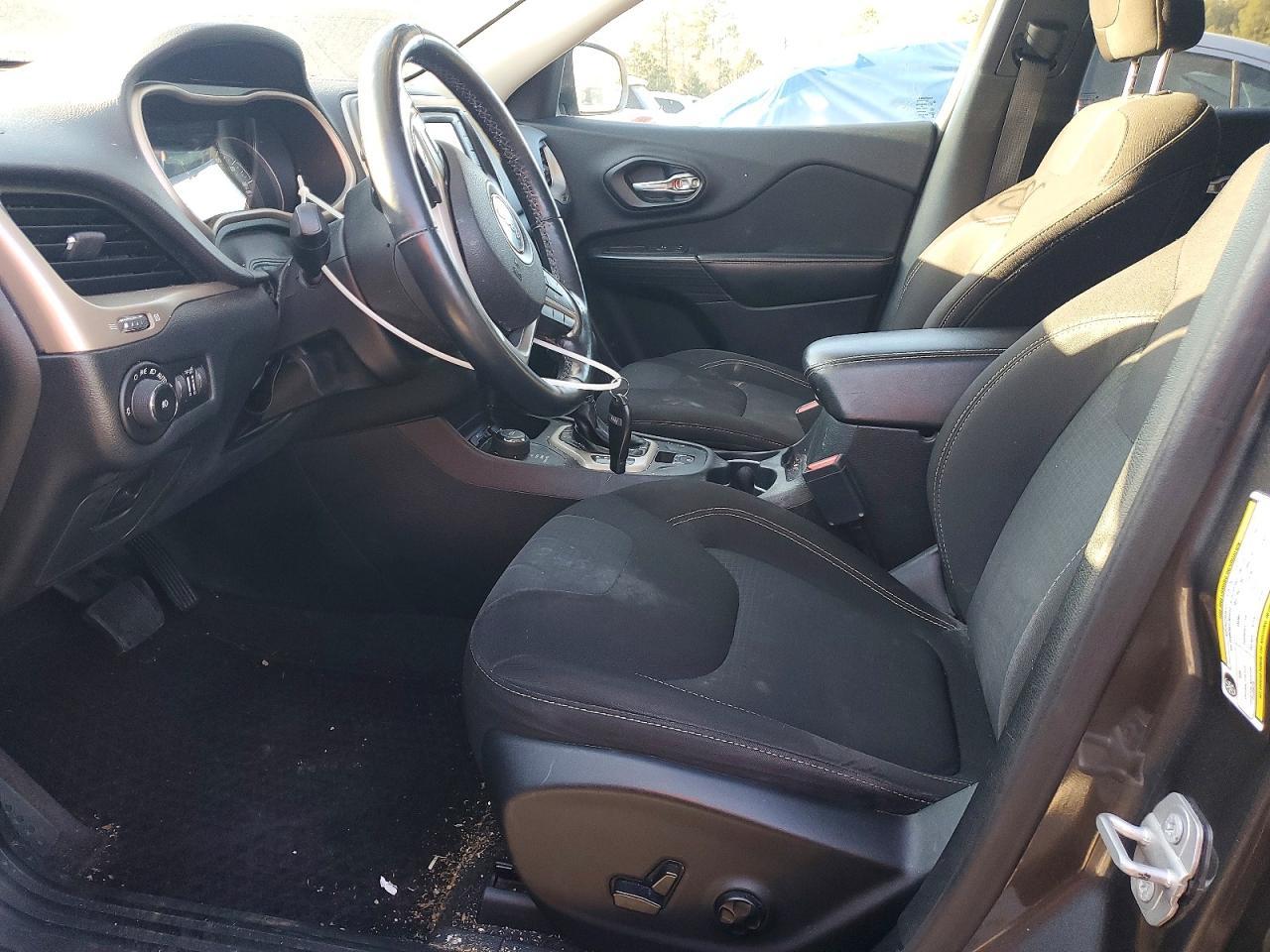 2016 Jeep Cherokee Latitude - Фото 7