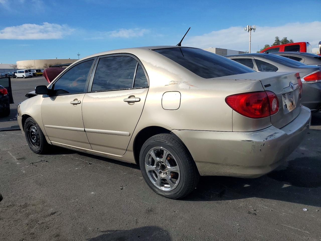 2004 Toyota Corolla Ce - Фото 2
