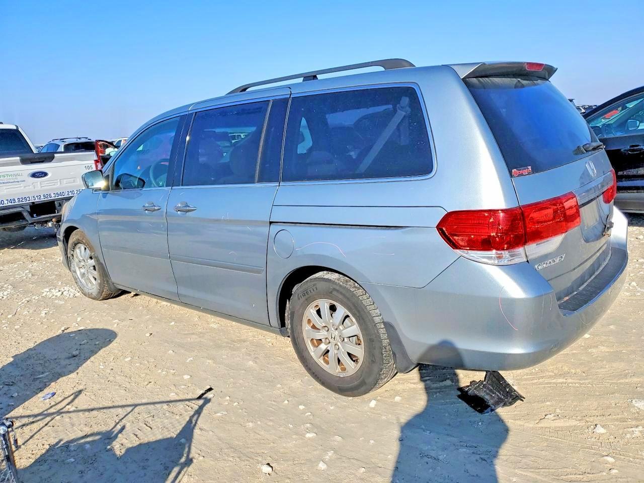 2009 Honda Odyssey Ex - Image 2