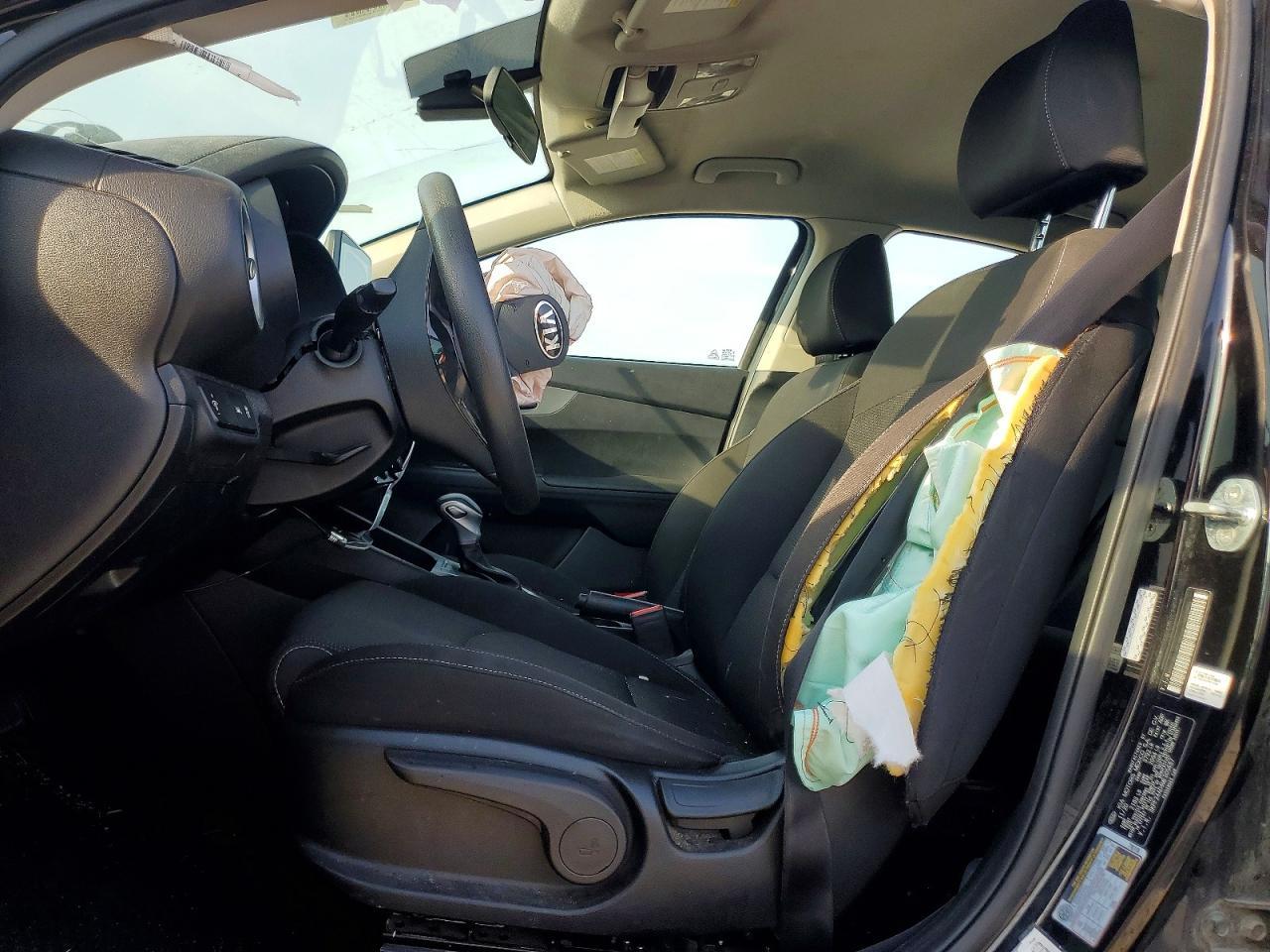 2021 Kia Forte Fe - Фото 7