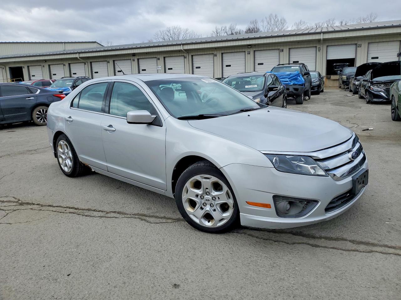 2010 Ford Fusion Se - Фото 4