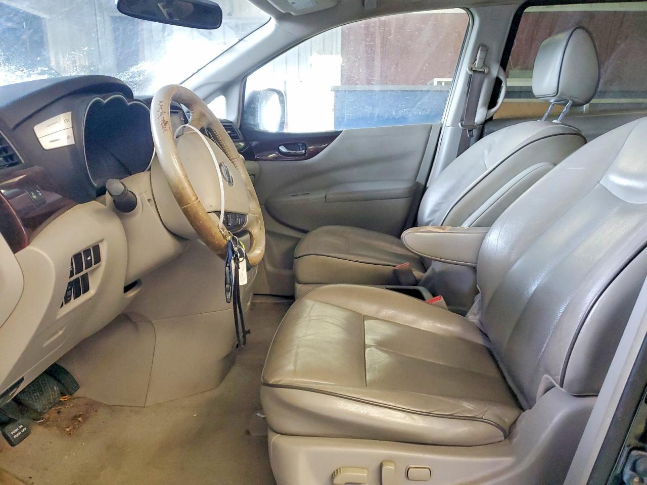 2014 Nissan Quest S - Фото 7
