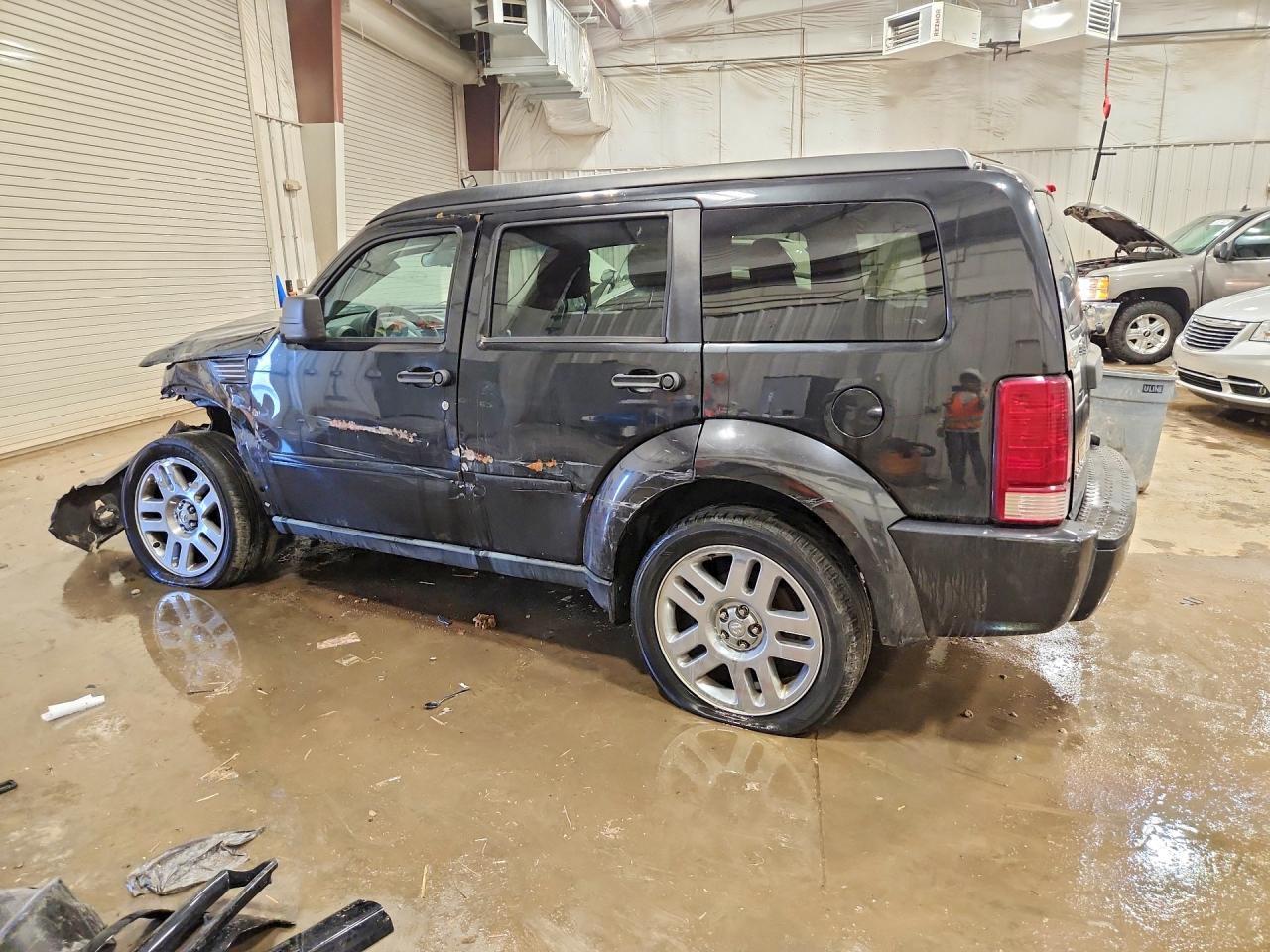2011 Dodge Nitro Heat - Image 2