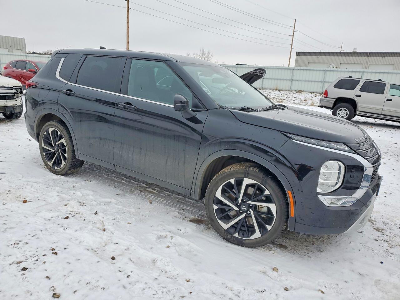 2022 Mitsubishi Outlander Se - Image 4
