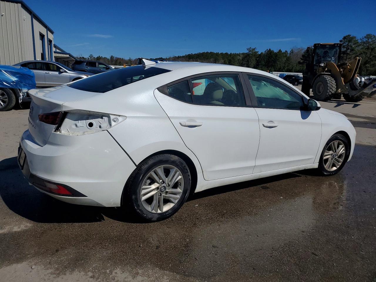2019 Hyundai Elantra Sel - Фото 3