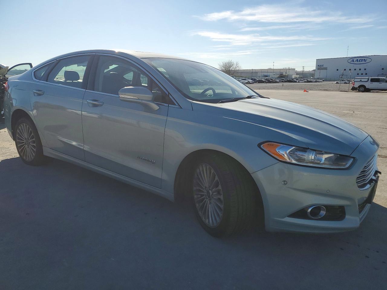 2014 Ford Fusion Titanium Hev - Фото 4
