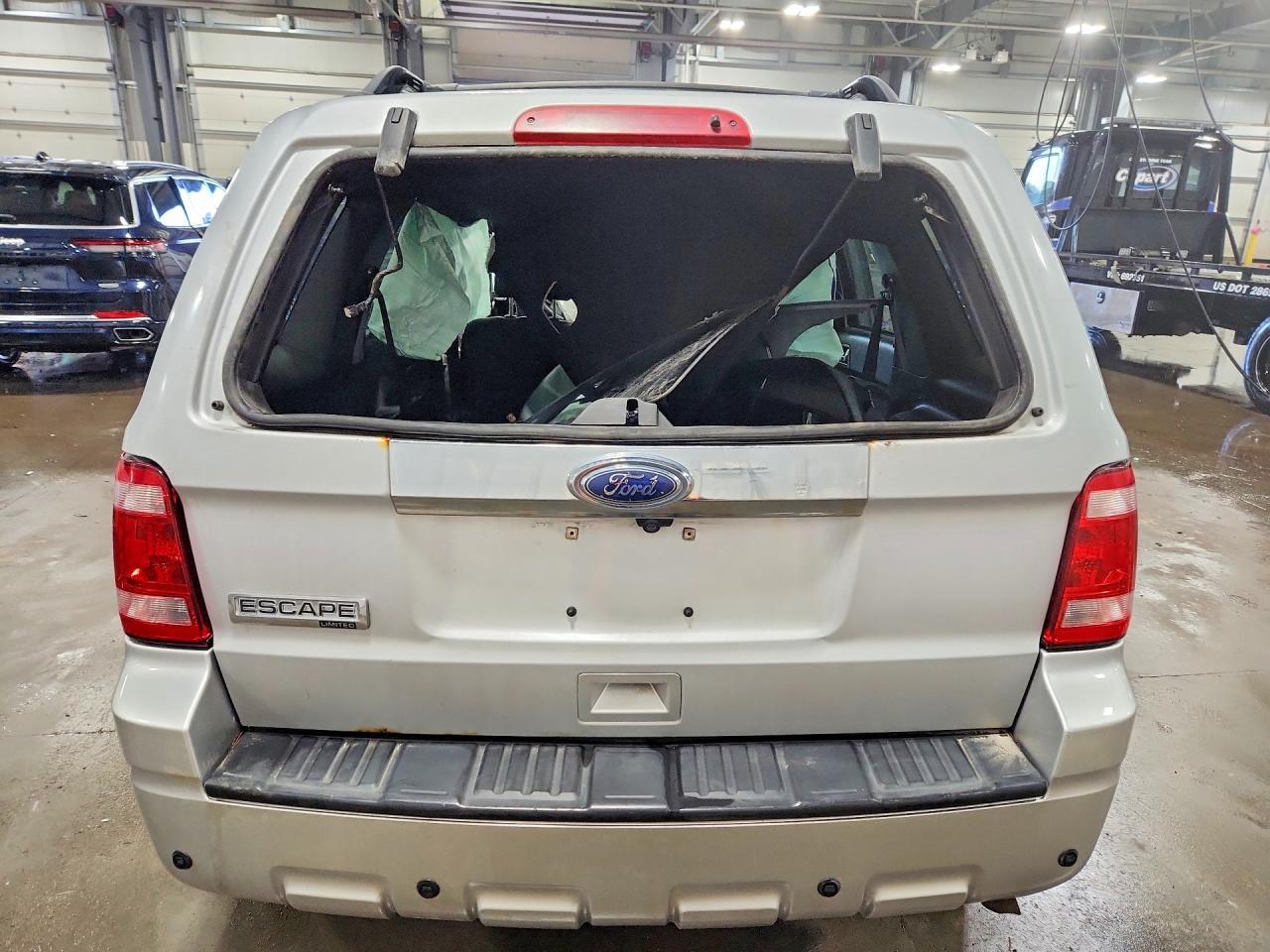 2012 Ford Escape Limited - Image 6