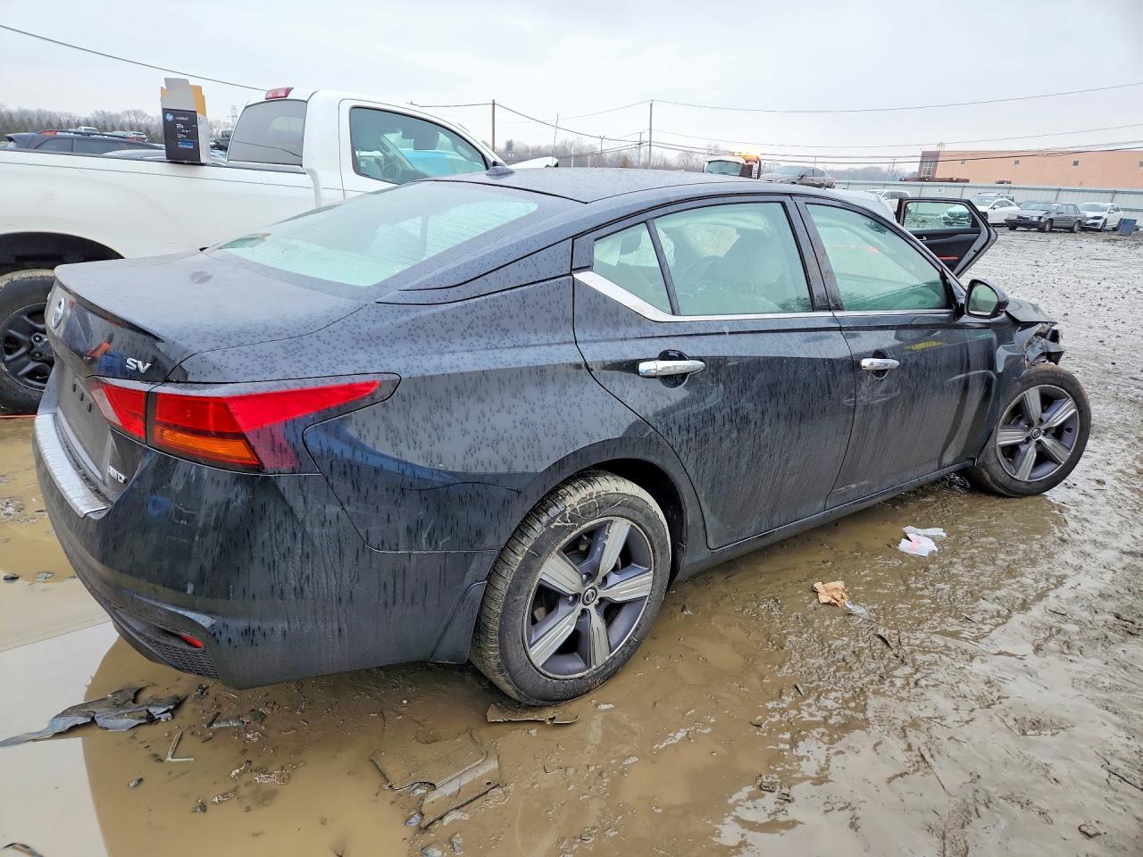 2020 Nissan Altima 2.5 Sv - Фото 3