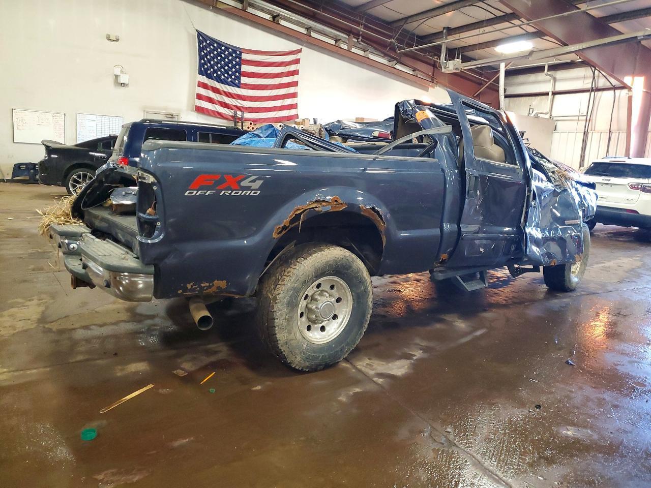 2004 Ford F250 Super Duty - Image 3