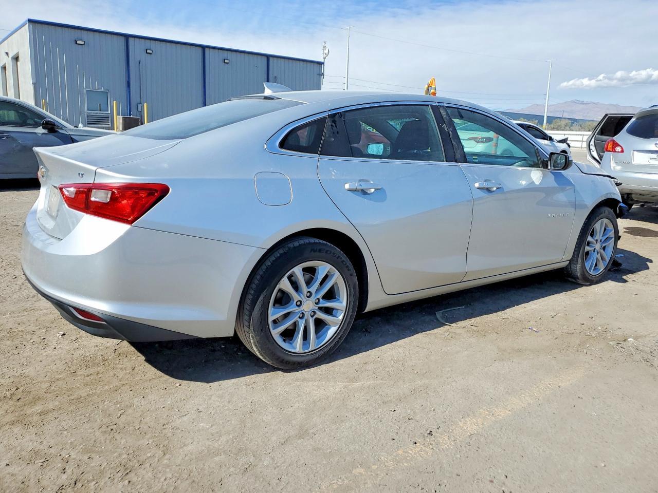 2018 Chevrolet Malibu Lt - Фото 3