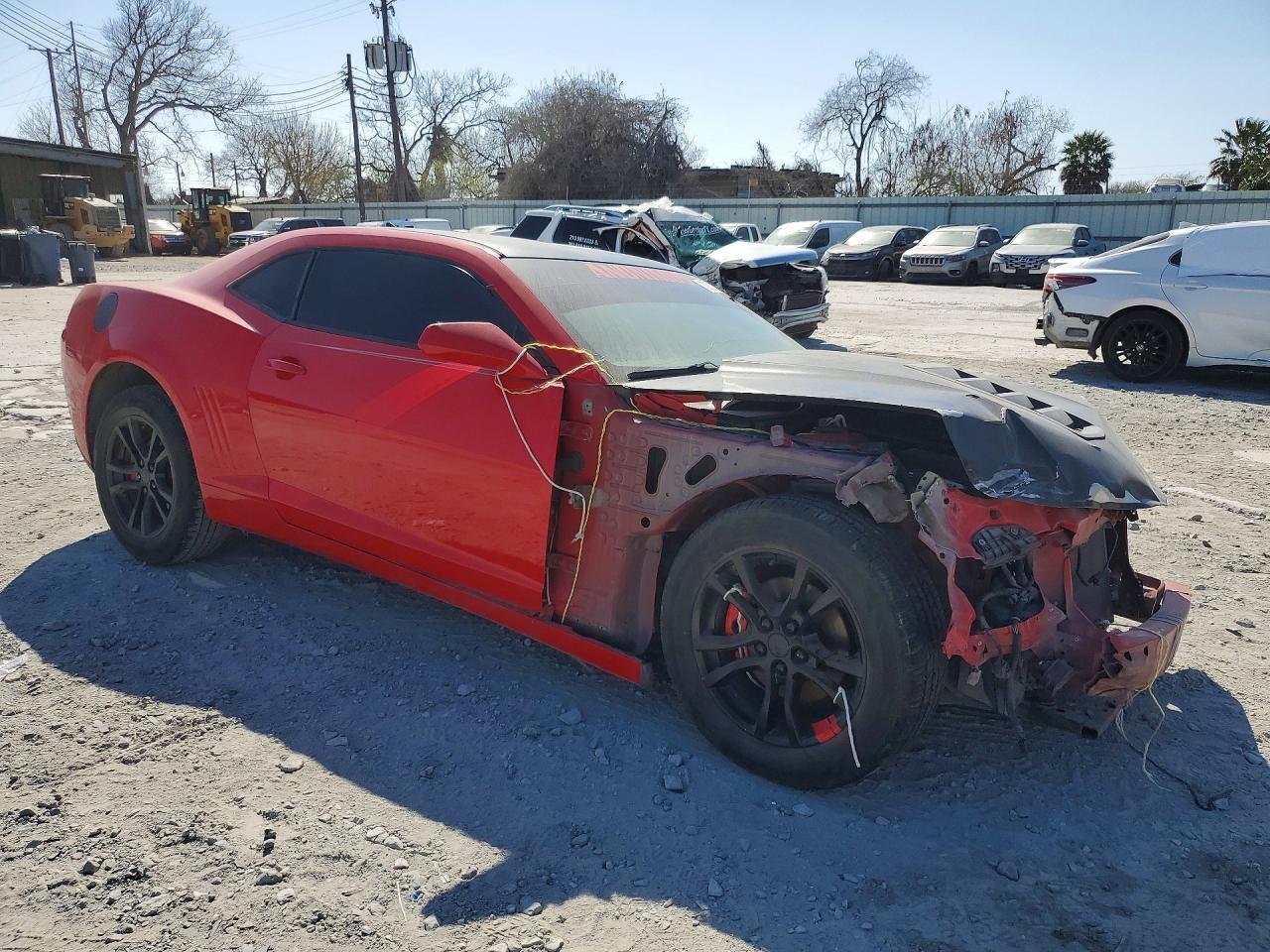 2015 Chev Camaro - Фото 4