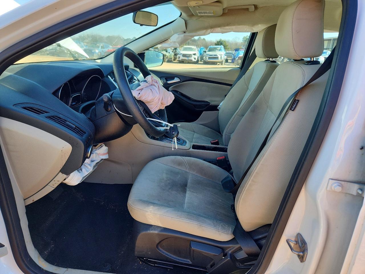 2016 Ford Focus Se - Фото 7