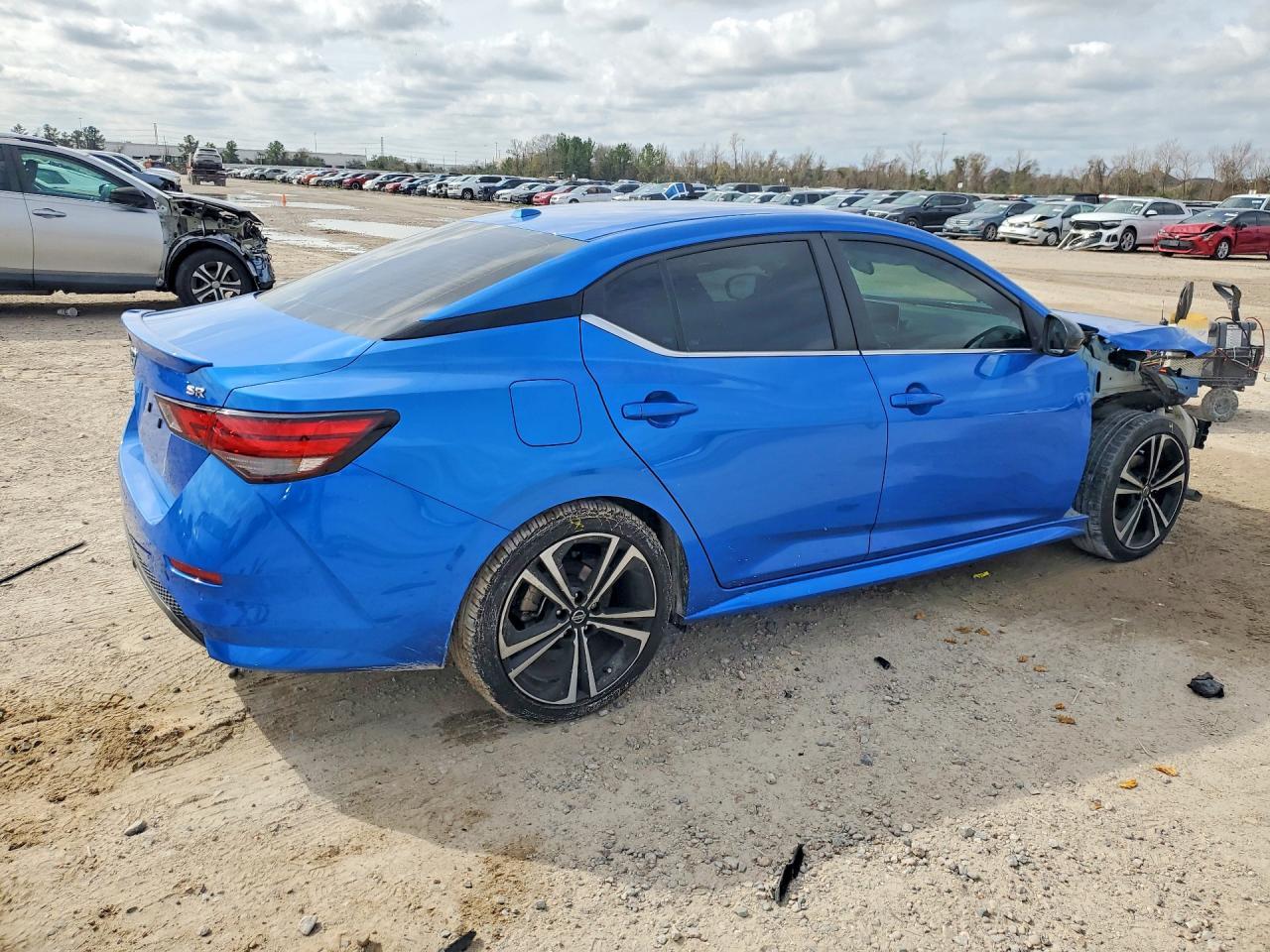 2022 Nissan Sentra Sr - Фото 3
