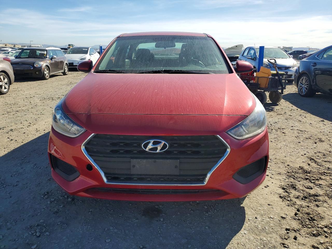 2021 Hyundai Accent Se - Фото 5