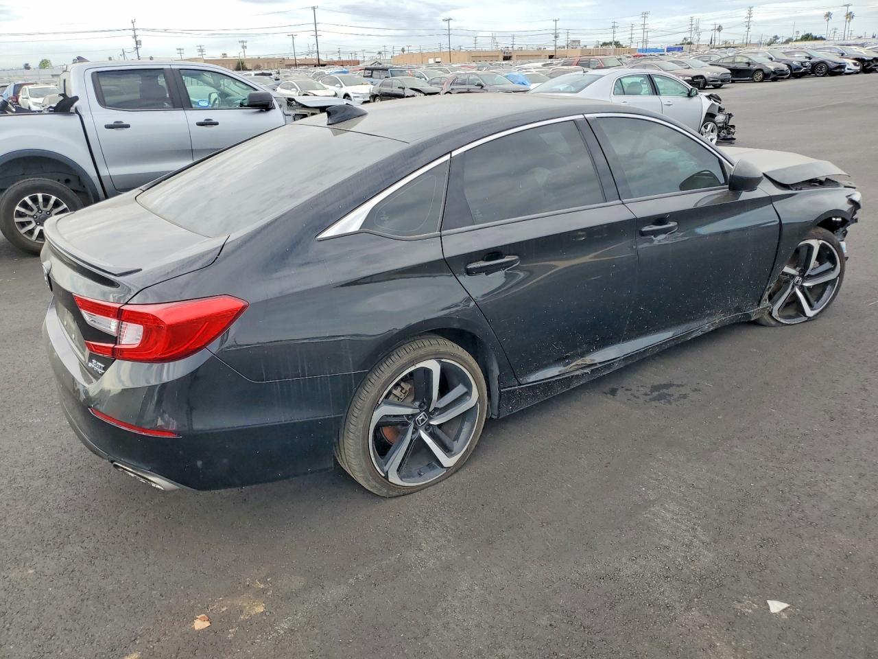 2020 Honda Accord Sport - Фото 3